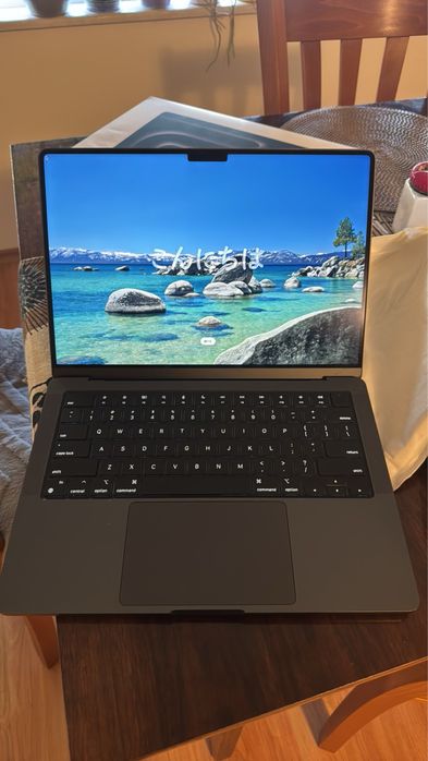 Mac Book 14 pro 18GB