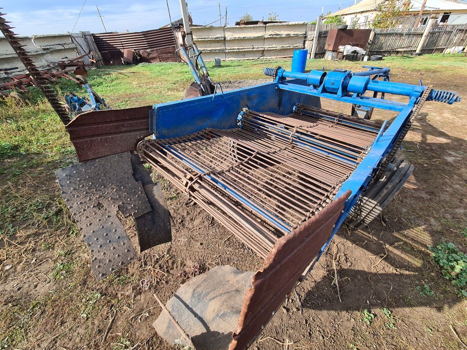 Картофелекопалка прицепная КСТ 1.4