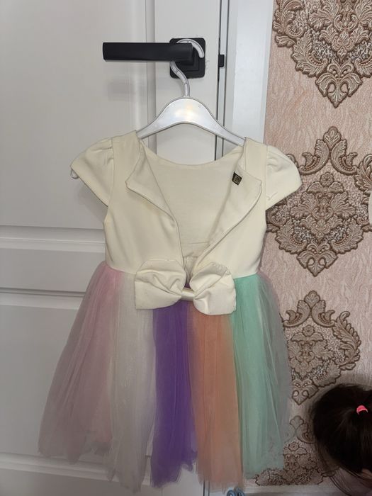 Продам платья для принцесс