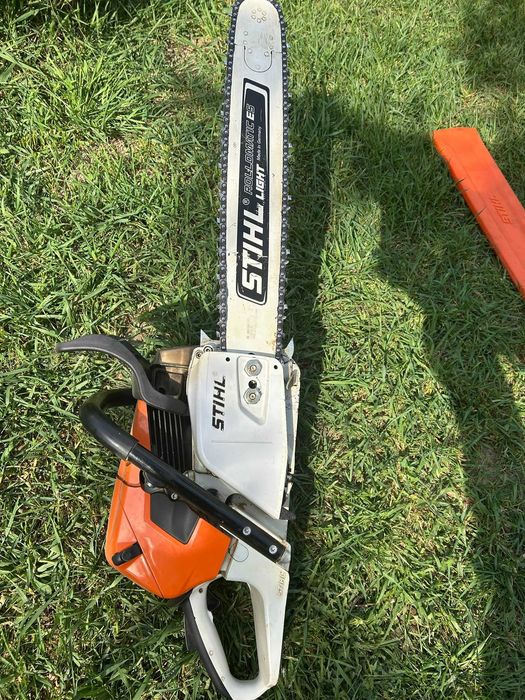 Stihl MS 441 C – drujbă profesională foarte puternică, destinată lucrului intensiv și exploatării forestiere.