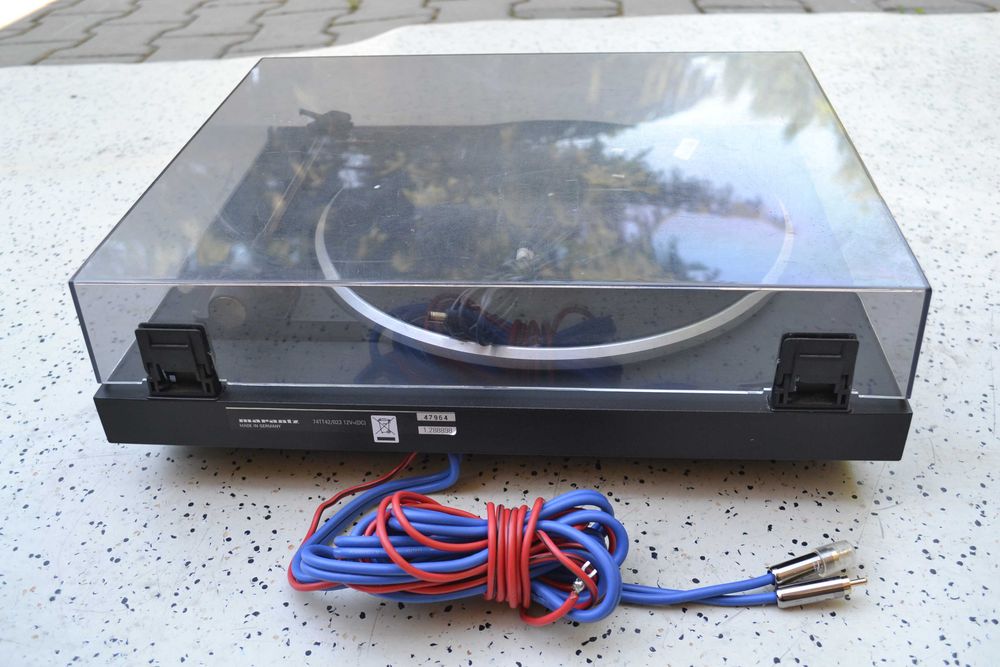 Pick up Marantz TT 42