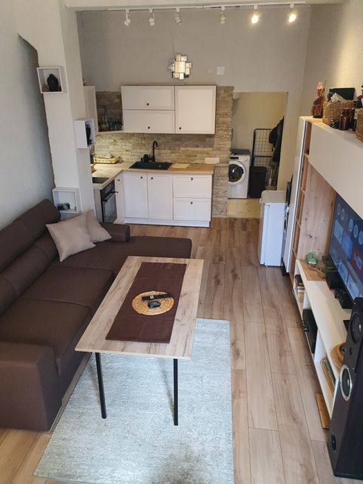 Дава се под наем Едностаен апартамент в Варна, Аспарухово - 30 кв.м за 62241.93 € - Снимка #1