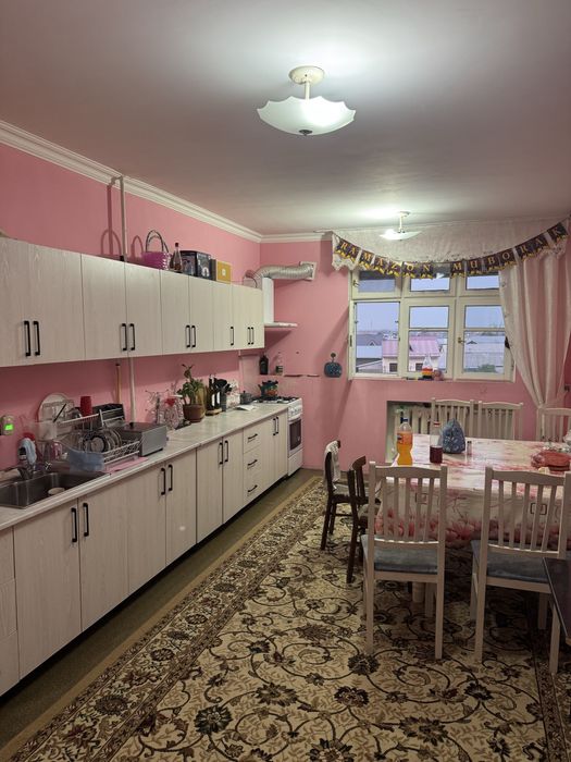 Сергели курувчи 6 - хона 140 квадрат