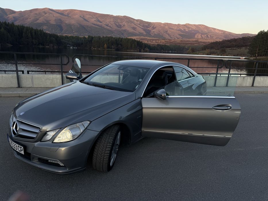 Mercedes Benz E250 coupe