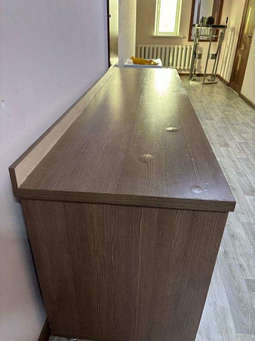 Письменный стол с двумя тумбами