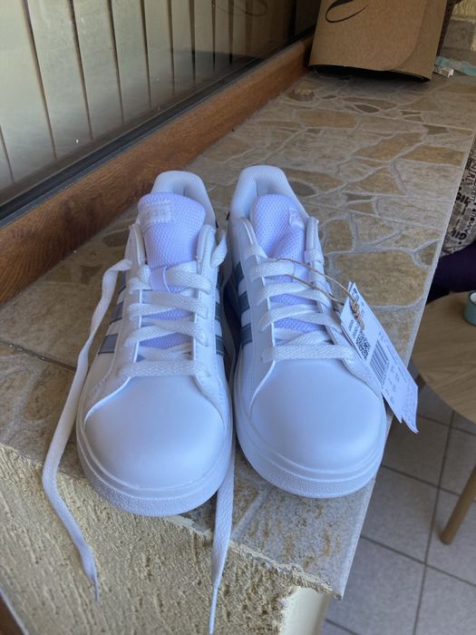 Адидас кецове, adidas grand court 2.0