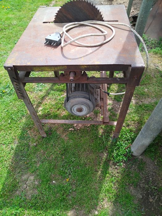 Трифазен стационарен циркуляр