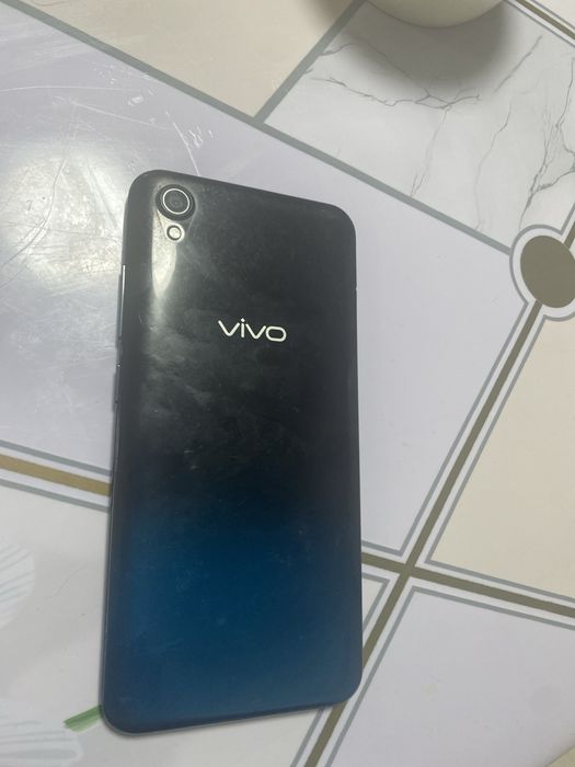 Срочно продам телефон