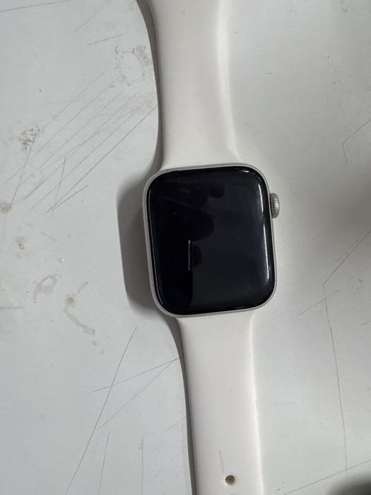 Продам apple watch se2