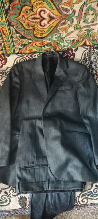 Продам костюм брюки и пиджак