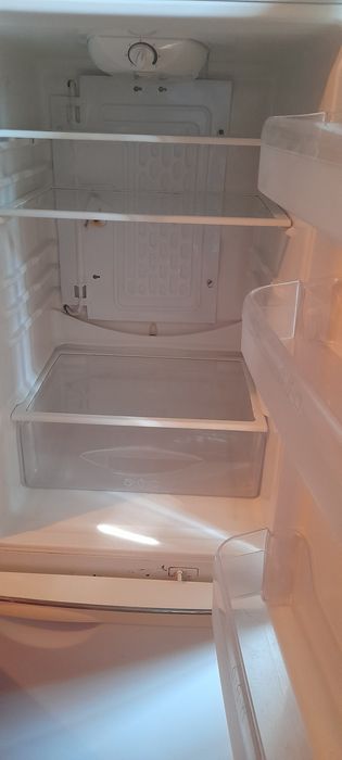 Продам нерабочий холодильник
