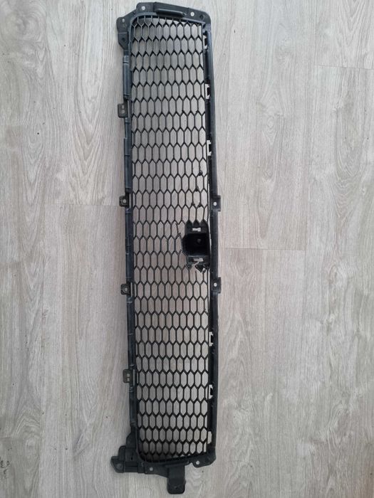 Grila bara fata jos Mitsubishi Outlander 2011 2012 2013