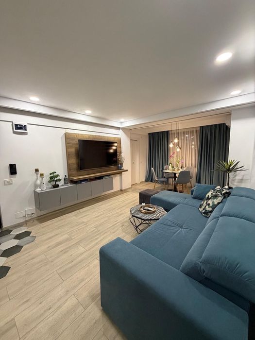 Apartament 3 camere bloc nou loc parcare inclus