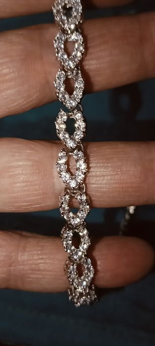 Colier  elegant cu pietricele albe și 2 cercei