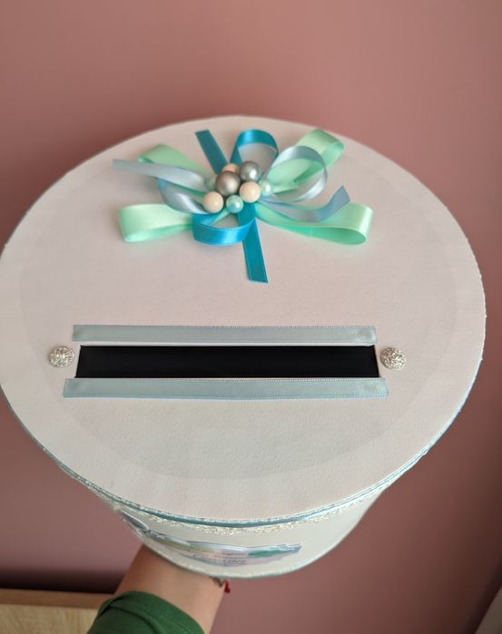 Кръгла кутия за парични подаръци, пликове