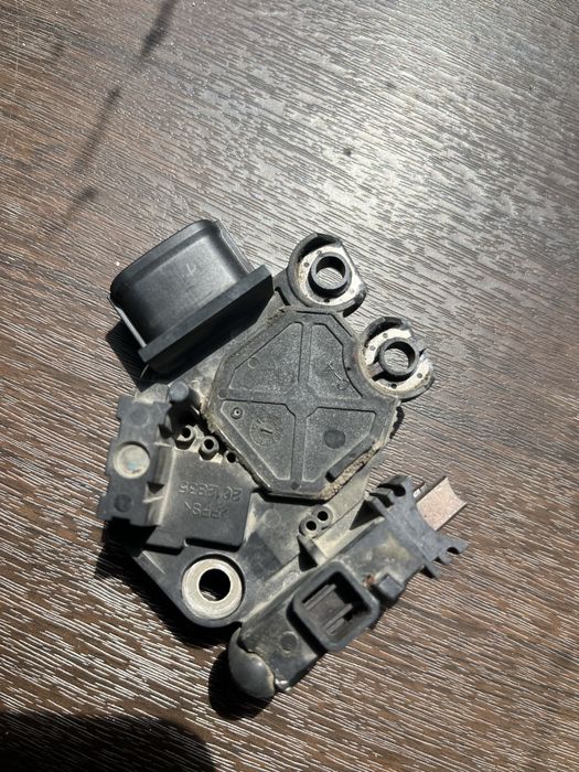 Реле-регулятора генератора (шоколадка)