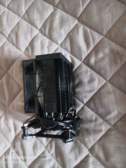 Кулер PCcooler R400 ARGB BK  продам его