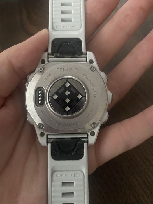 Часы Garmin Fenix 8 ( послелняя модель)