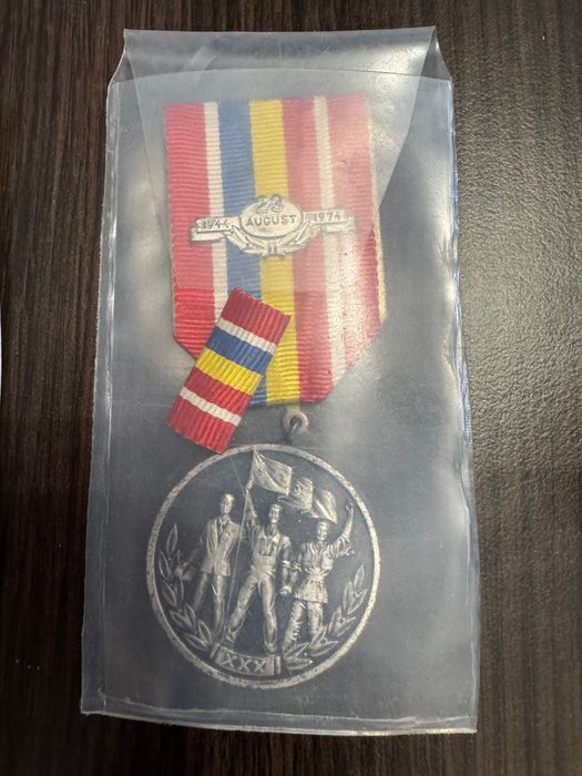 Medalii vechi comunism