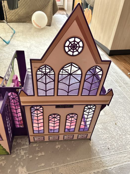 Школа Монстер хай