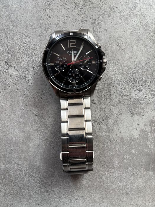 Часы CASIO новые