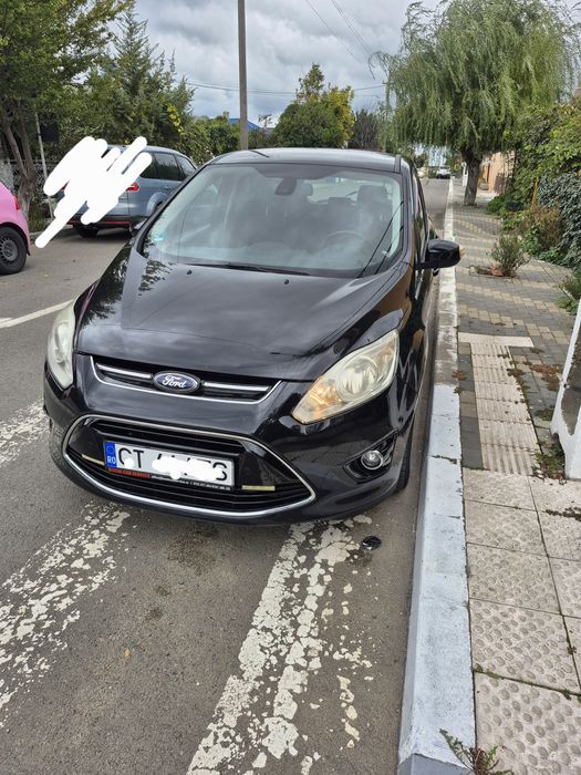 Vând schimb Ford c max