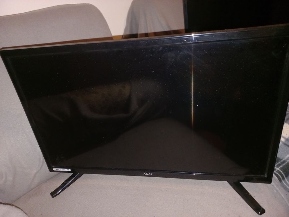 Televizor led AKAi