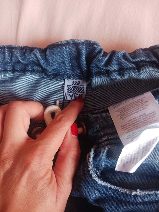 Маркови дънки от Франция 128см за момче