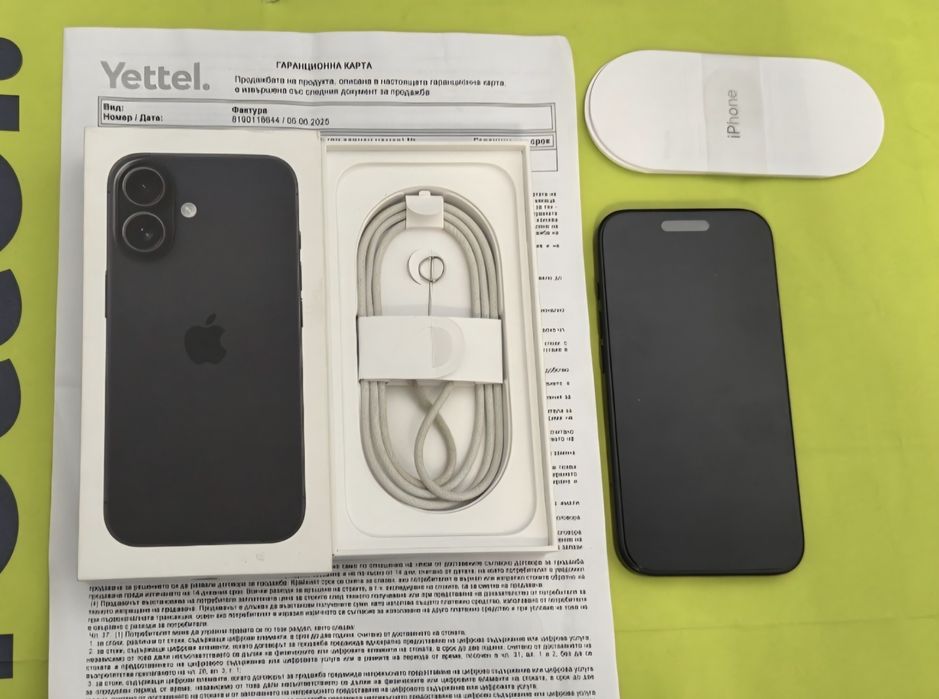 КАТО НОВ 128GB iPhone 16 Гаранция Yettel 2028г. Black / Черен