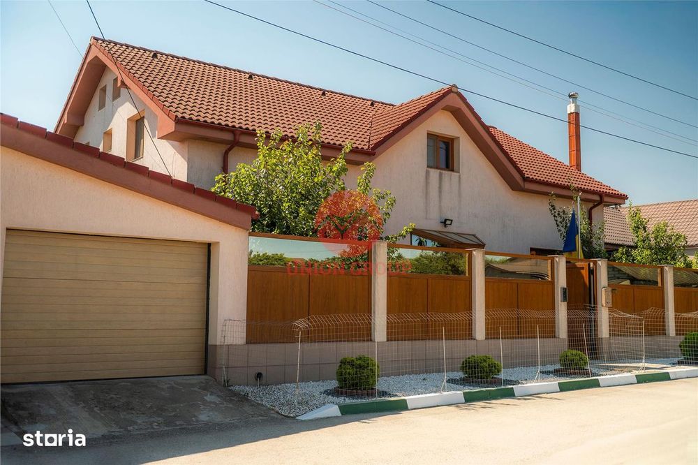 Casa Extraordinara în Lazu. Spatiu, Calitate și Confort la S