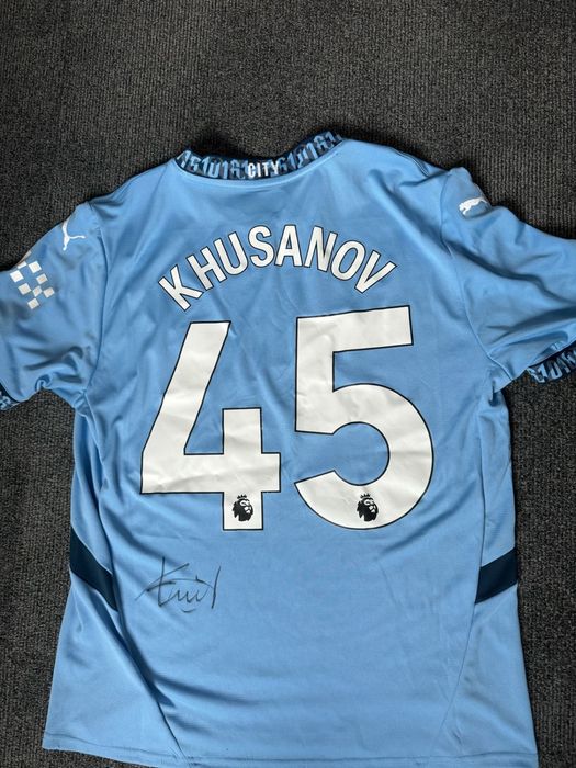 Оригинальная футболка Манчестер сити подписанная Хусановым