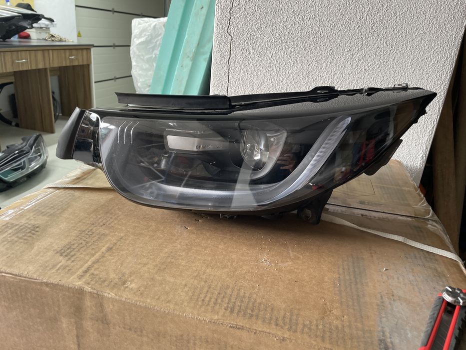 Фарове за BMW I3