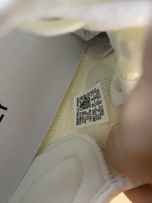 Yeezy 350v2 White