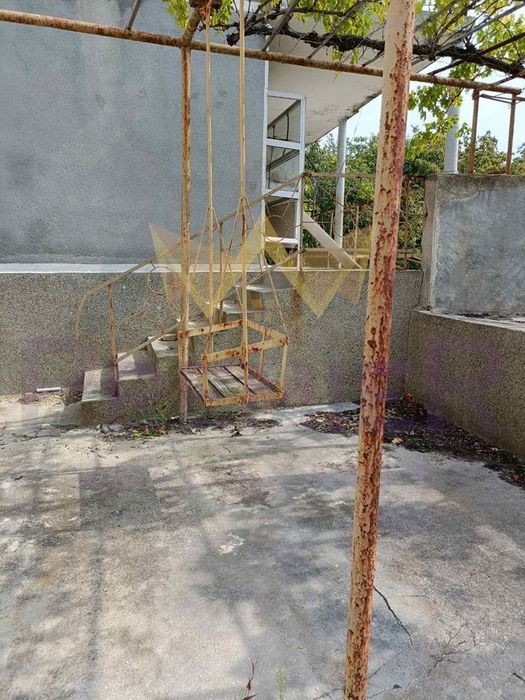 Къща в Варна, област-м-т Манастирски рид