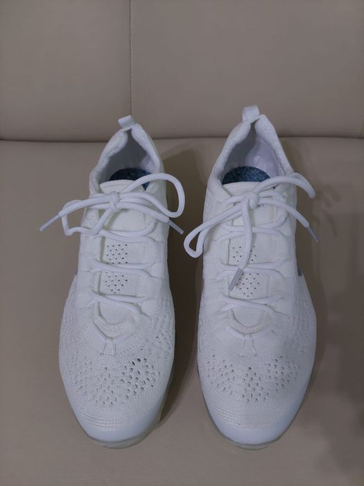 Vand adidasi nike vapormax