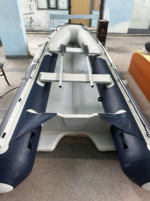 Лодка Honda Honwave
