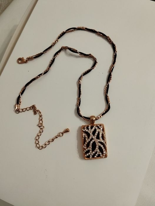 Цепочки с кулоном