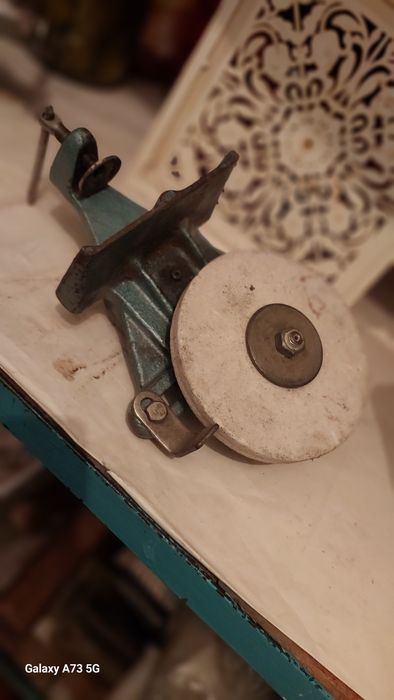 Продам точильный инструмент