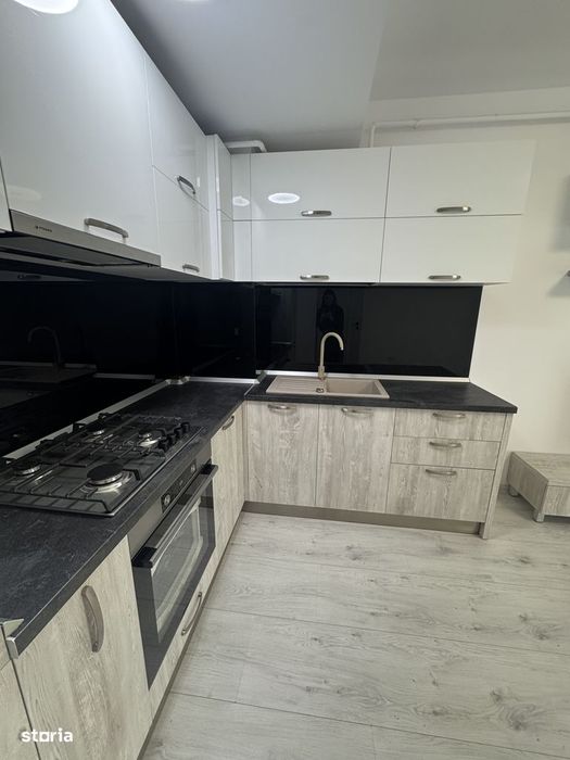 Apartament de vânzare et 3, bloc Libertății, lângă Parcul Libertății