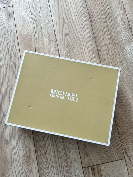 Сандали Michael Kors