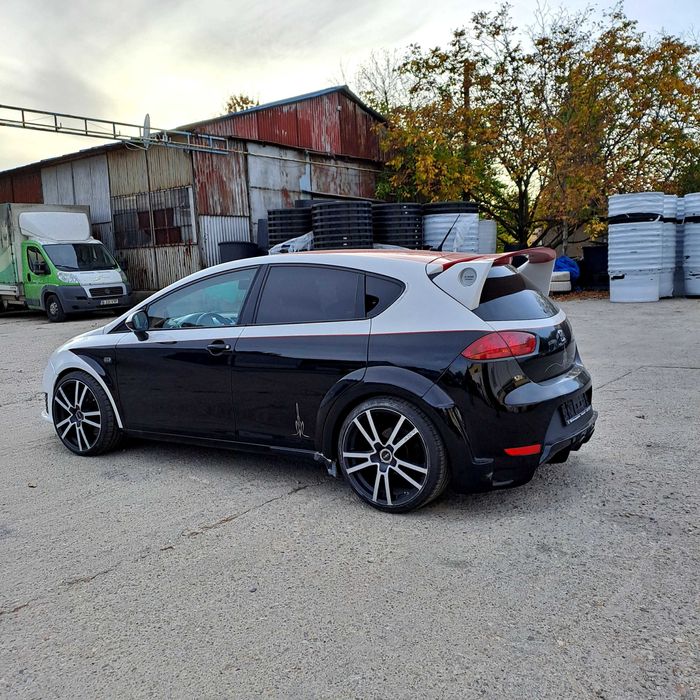 Seat Leon 2.0 cu 275 CP