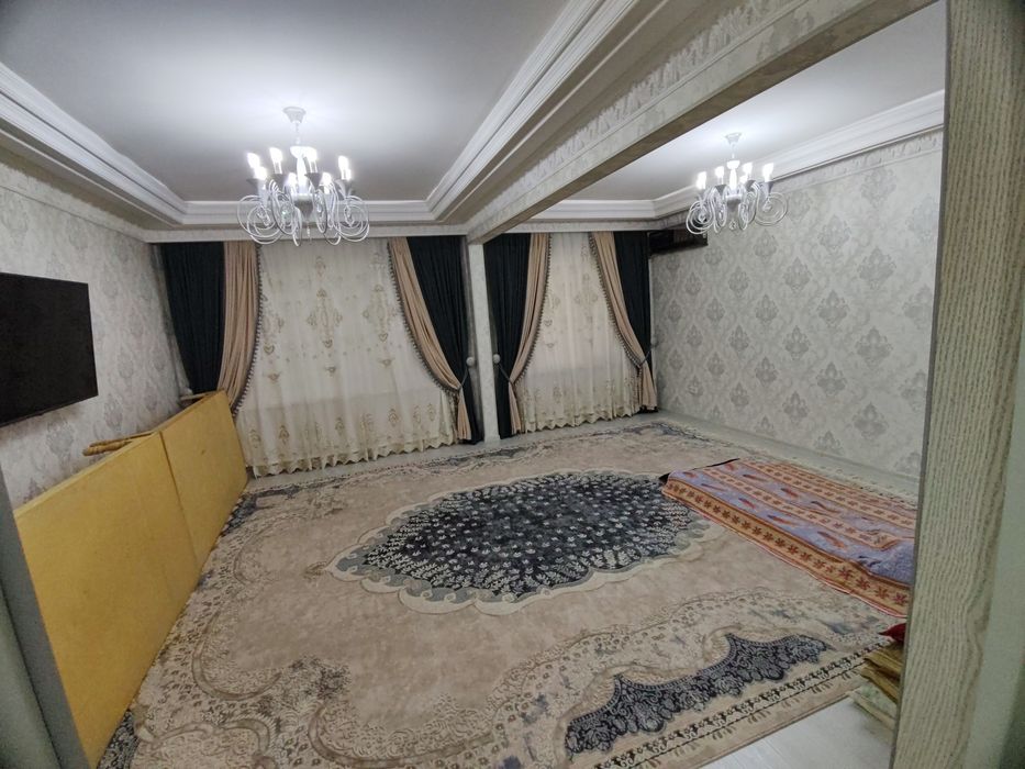 4х комнатный квартира на 1ом этаже Юнусабад-14