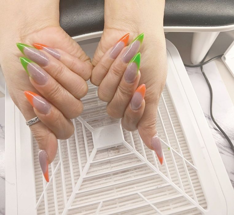 Маникюр, Педикюр и наращивание ногтей