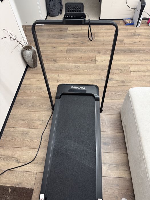 Продам беговую дорожку