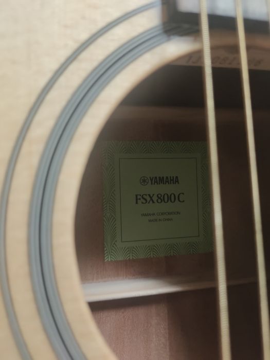 Гитара Yamaha FSX800C