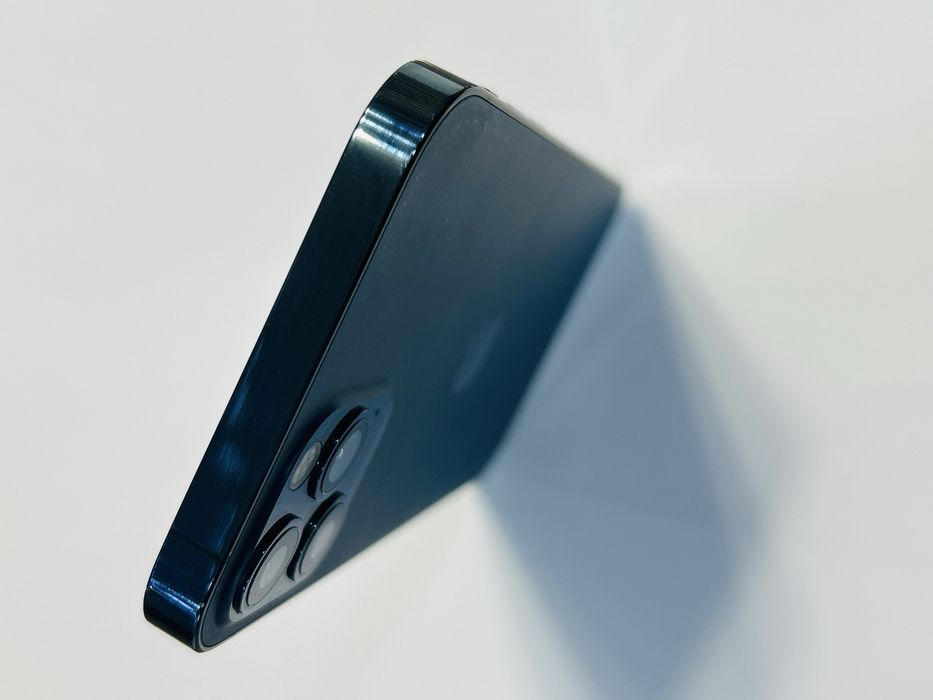 iPhone 12 PRO / 256 GB / 99% Battery