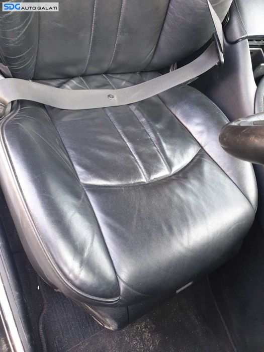 Scaun Dreapta Fata Pasager Piele Neagra cu Incalzire Mercedes CLS C219 W219 Facelift 2004 - 2010 [C0199D]