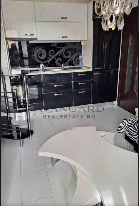 Продава се Двустаен апартамент в Пловдив, Христо Смирненски - 41 кв.м за 1510 €/кв.м - Снимка #1