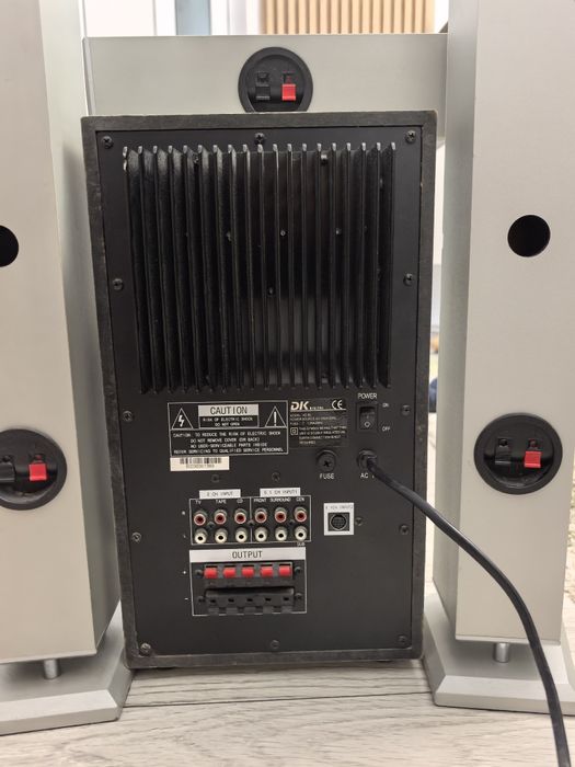 Vând un sistem audio stereo (Dk digital as 70)