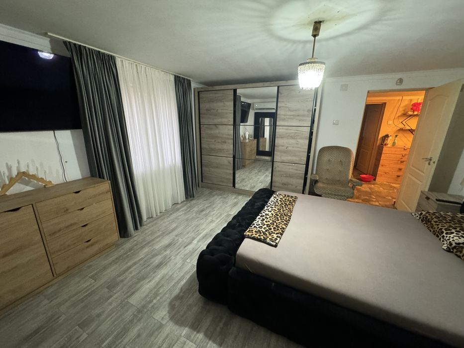 Casa la pret de apartament